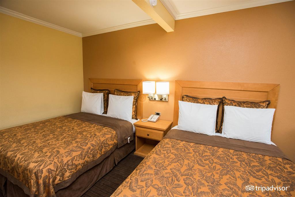Anaheim Islander Inn And Suites Near Park And Convention Center Oda fotoğraf