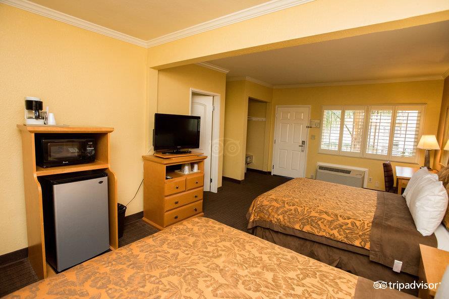 Anaheim Islander Inn And Suites Near Park And Convention Center Oda fotoğraf