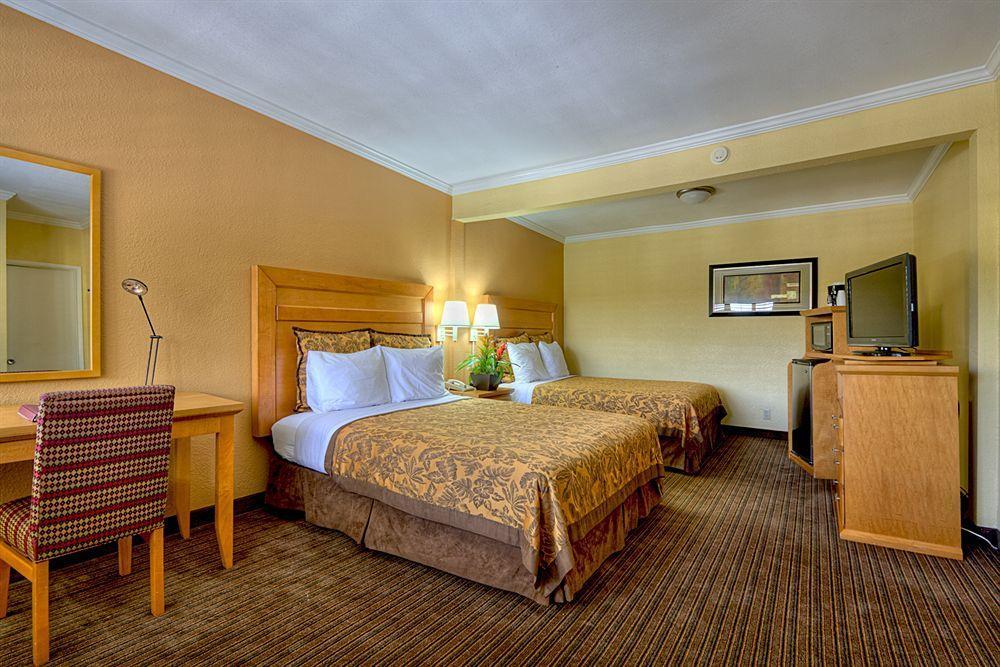 Anaheim Islander Inn And Suites Near Park And Convention Center Dış mekan fotoğraf