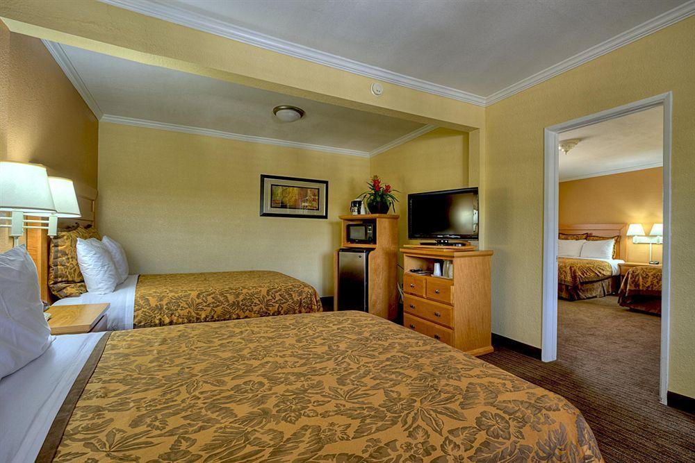 Anaheim Islander Inn And Suites Near Park And Convention Center Dış mekan fotoğraf