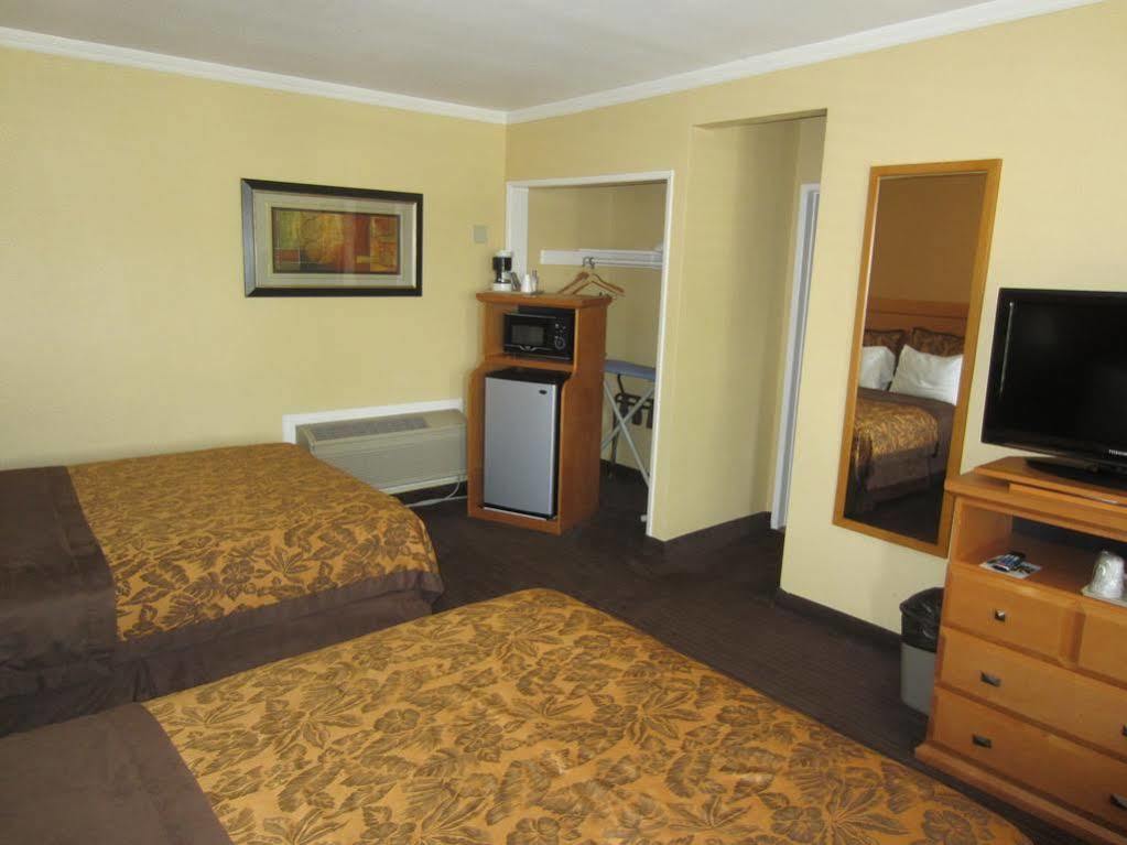 Anaheim Islander Inn And Suites Near Park And Convention Center Dış mekan fotoğraf