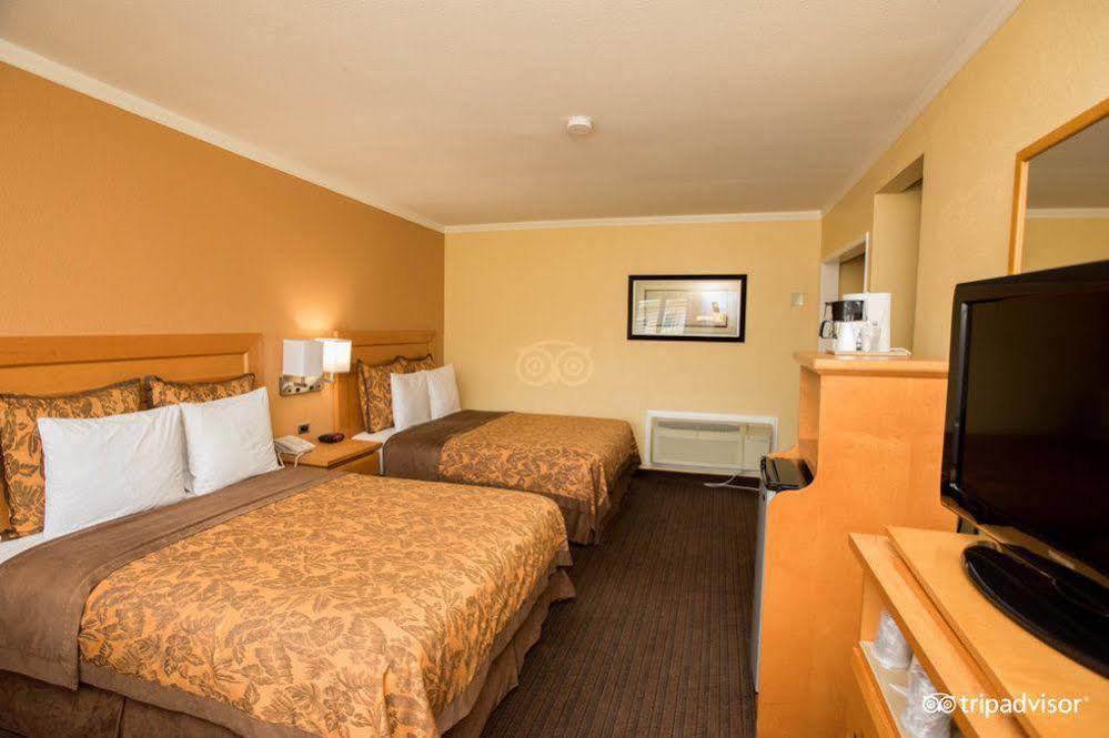 Anaheim Islander Inn And Suites Near Park And Convention Center Dış mekan fotoğraf