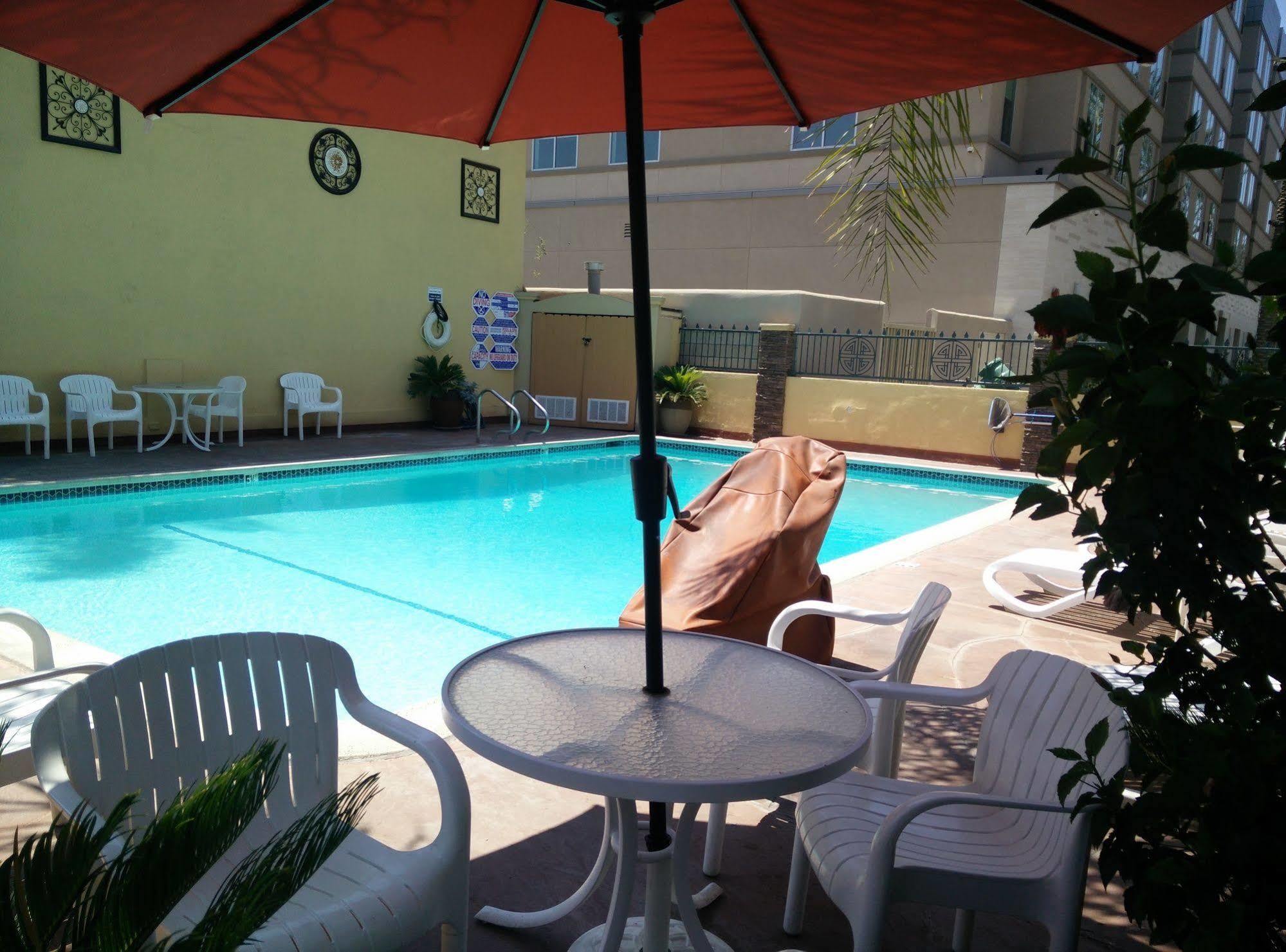 Anaheim Islander Inn And Suites Near Park And Convention Center Dış mekan fotoğraf