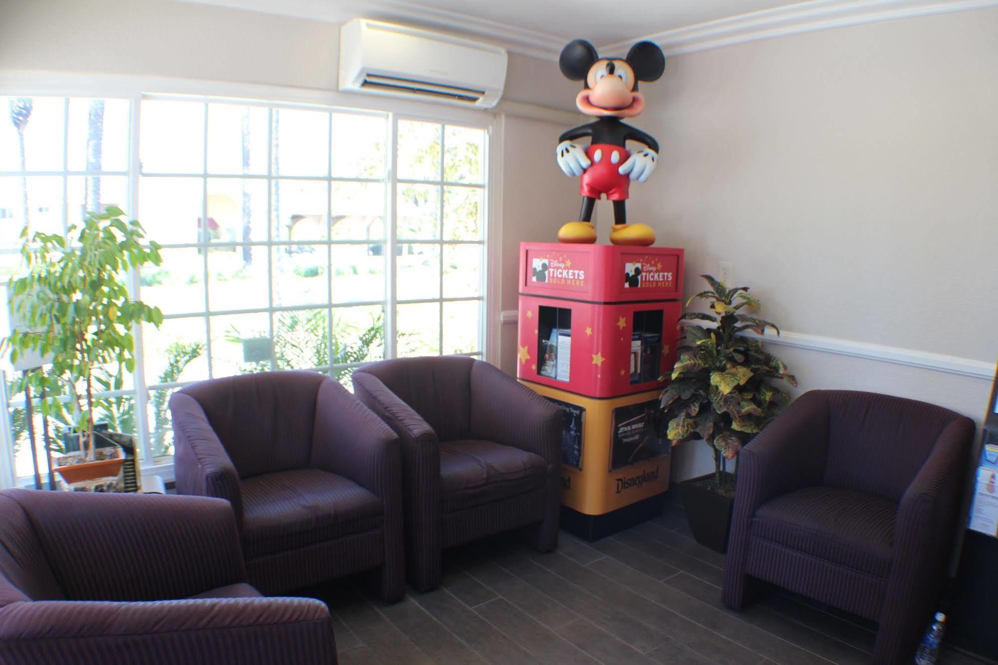 Anaheim Islander Inn And Suites Near Park And Convention Center Dış mekan fotoğraf