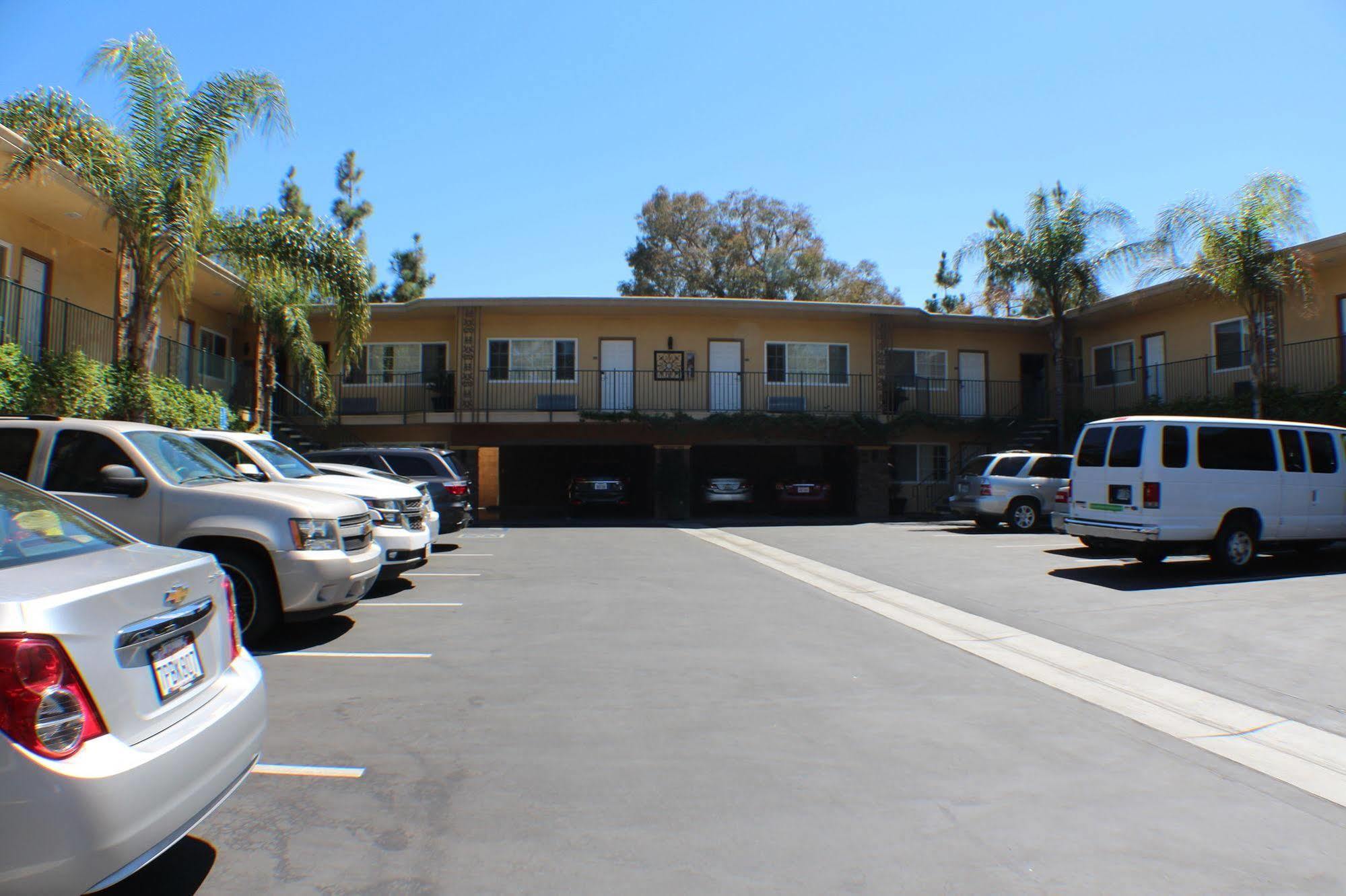 Anaheim Islander Inn And Suites Near Park And Convention Center Dış mekan fotoğraf