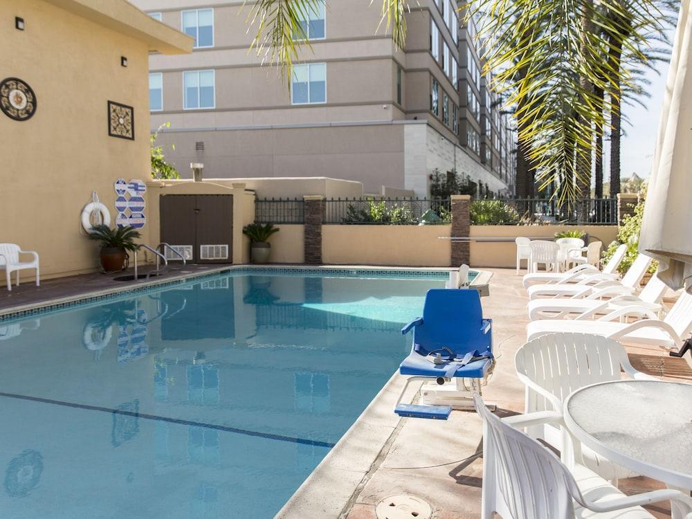 Anaheim Islander Inn And Suites Near Park And Convention Center Dış mekan fotoğraf